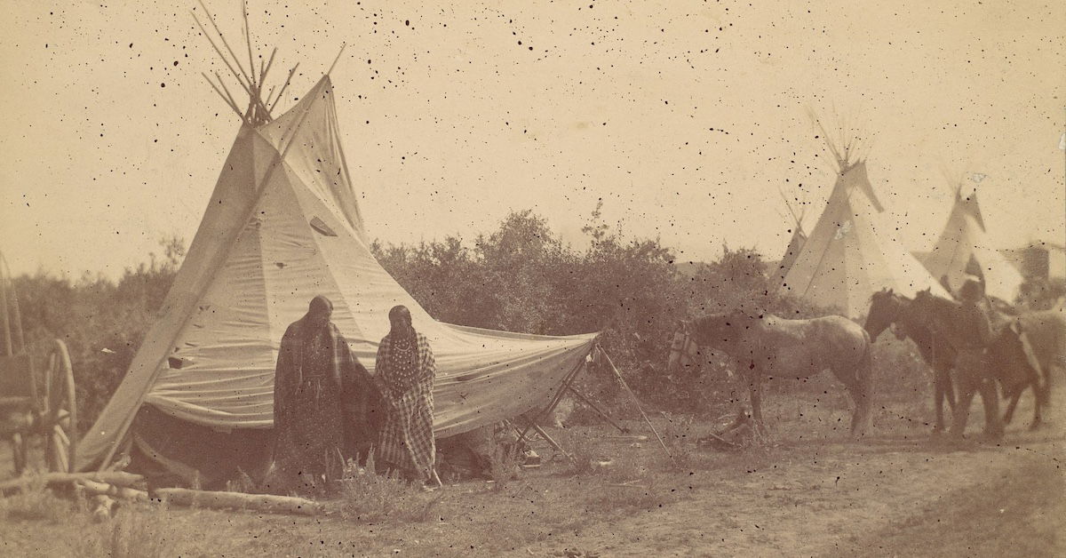 native-american-indigenous-women-horses-teepee-wikimedia