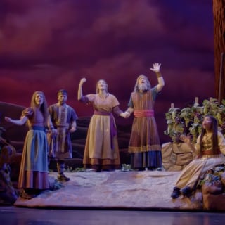 noah-live-performance